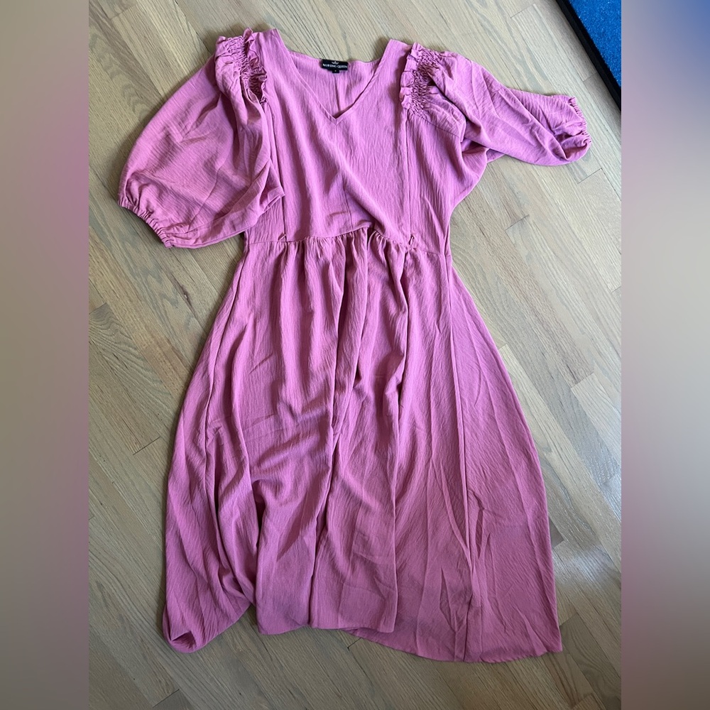 Elegant Pink Women's Dress